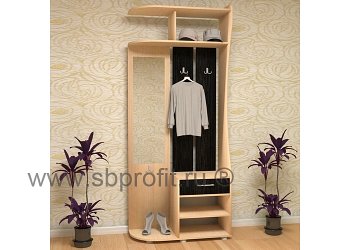 Прихожая с зеркалом