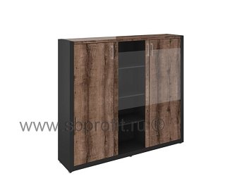 Шкаф (секция шкафа для одежды в правой двери)