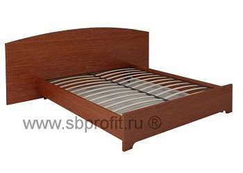 Кровать двуспальная с широкой спинкой